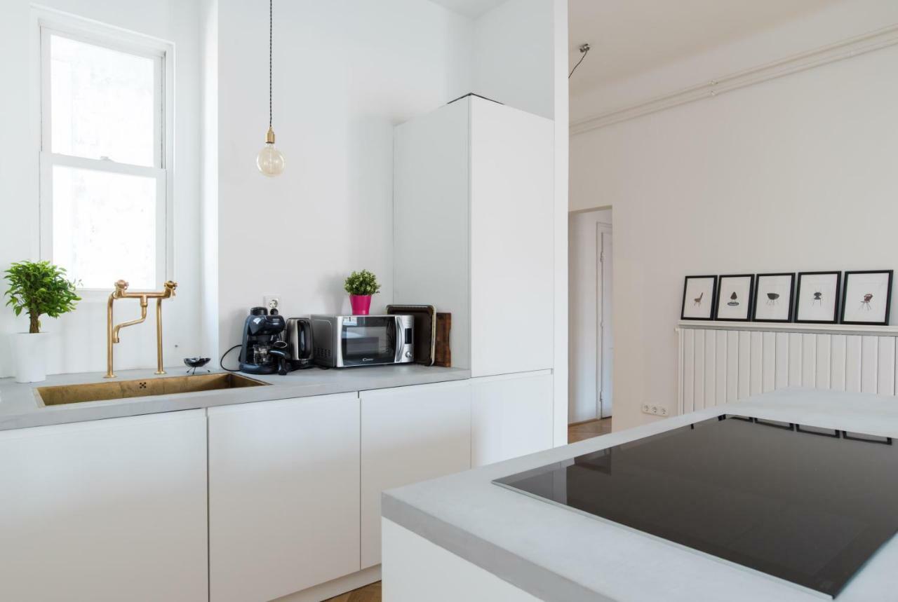 Klauzal Apartment W/3 Bedrooms, French Balcony บูดาเปสต์ ภายนอก รูปภาพ