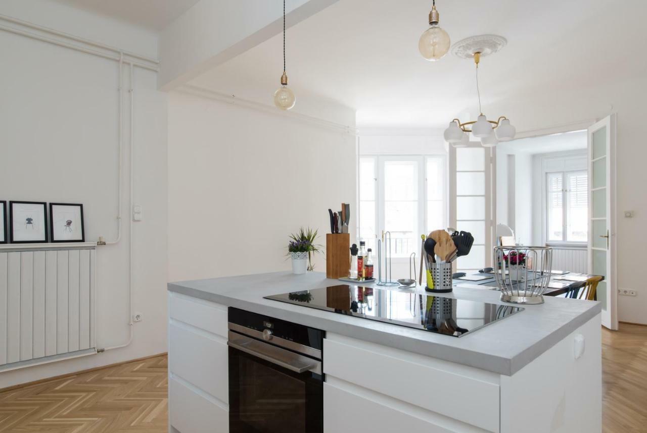 Klauzal Apartment W/3 Bedrooms, French Balcony บูดาเปสต์ ภายนอก รูปภาพ