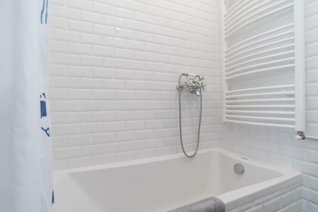 Klauzal Apartment W/3 Bedrooms, French Balcony บูดาเปสต์ ภายนอก รูปภาพ